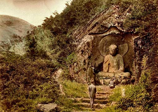THE-OLD-STONE-JIZO-CARVED-INTO-A-HIDDEN-MOUNTAIN-NEAR-HAKONE