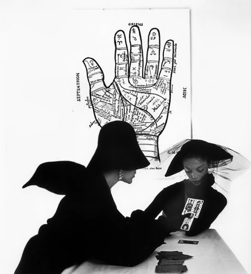 The-Tarot-Reader----Jean-Patchett-and-Bridget-Tichenor---photo-by-Irving-Penn--New-York--1949
