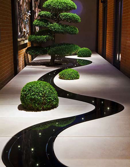 Moon-Garden-at-London’s-Connaught-hotel