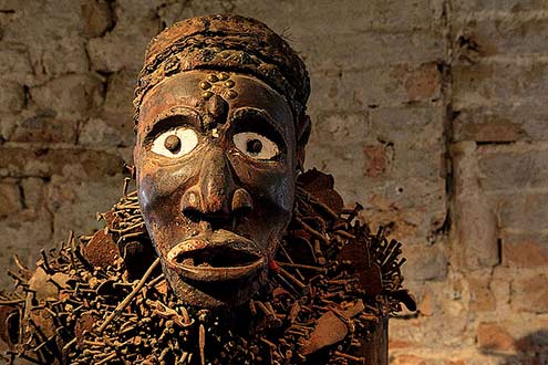 Tullio-Dainese-flickr--Bakongo-Fetish-wood-sculpture Fotruny Palazzo