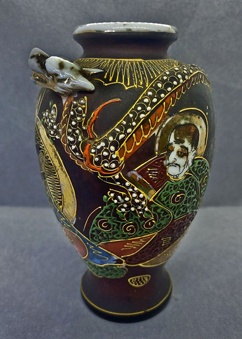 Vintage Satsuma Moriage Vase 6ins Immortals and Raised Dragon