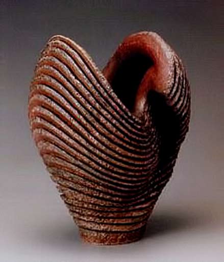Yamamoto Izuru wavy ribbed anagama vase