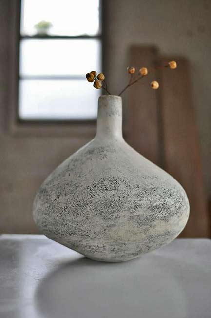 Yoko Komae unglazed ceramic bottle